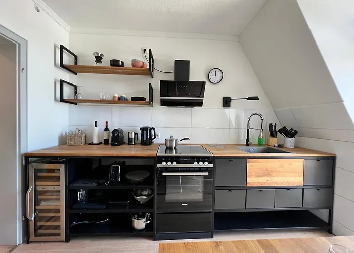 Renoviertes Design Mit Toller Terasse *